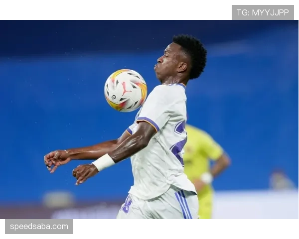 本泽马无缘法国队：战术适配与年龄因素解析